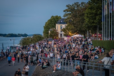 Rhein in Flammen