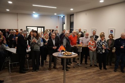 Rund100 Gäste nutzen den Neujahrsempfang der Städtepartnerschaften zum Austausch.