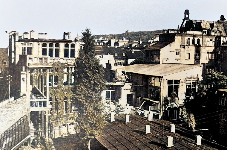 Bombenschäden am Heilig-Geist-Hospital, Frühjahr 1945.