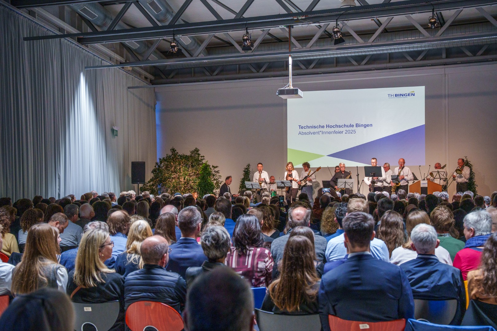 Die TH verabschiedete ihre Absolvent*innen bei zwei feierlichen Veranstaltungen auf dem Campus.