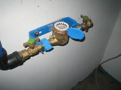 Wasseruhr in eingebautem Zustand