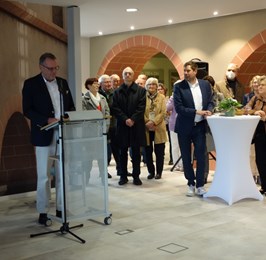 Oberbürgermeister Thomas Feser bei der Eröffnung.  |  Quelle: Stadt Bingen/Team Museum