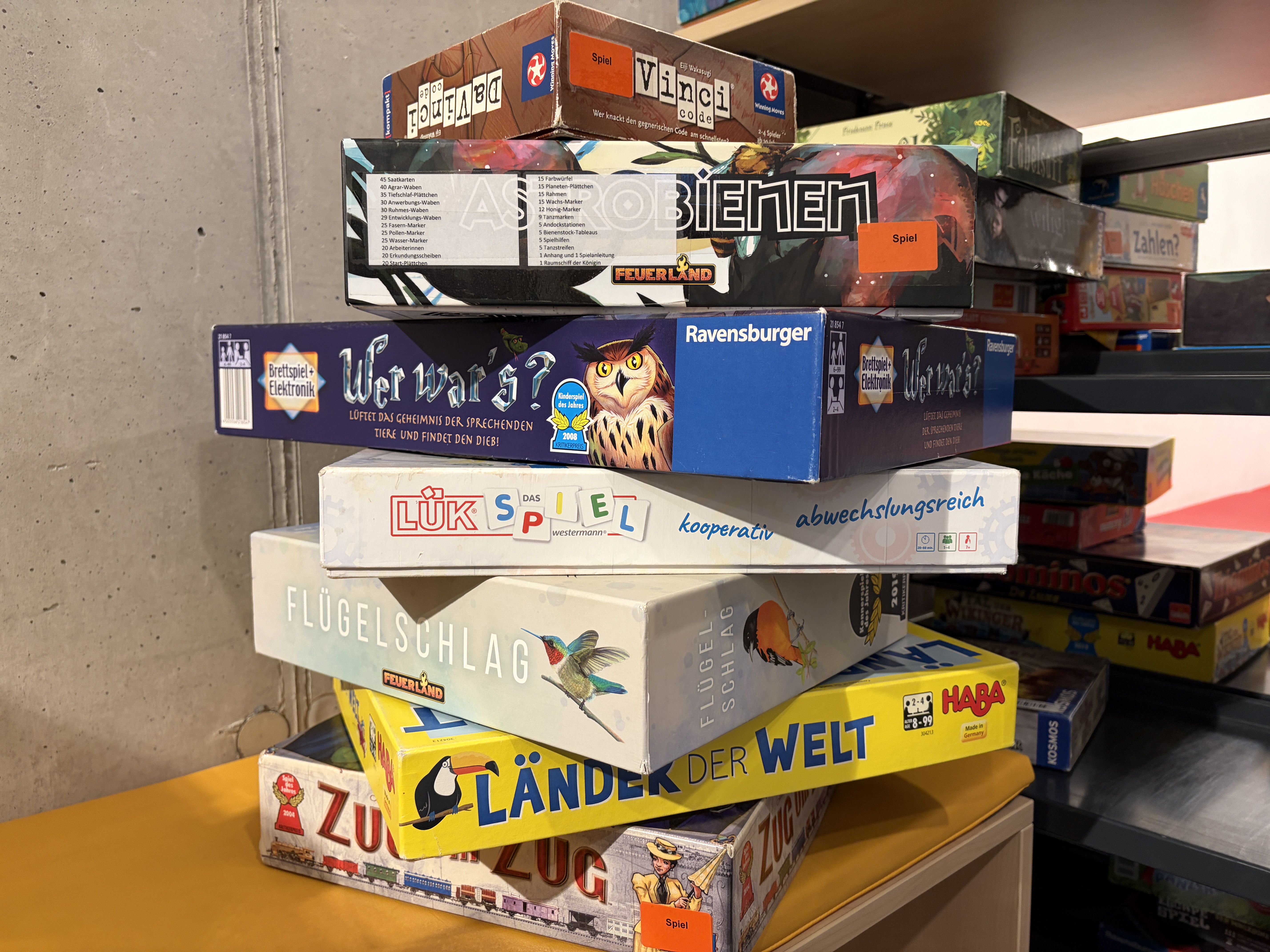 Monatlicher Spieletreff für Jung und Alt