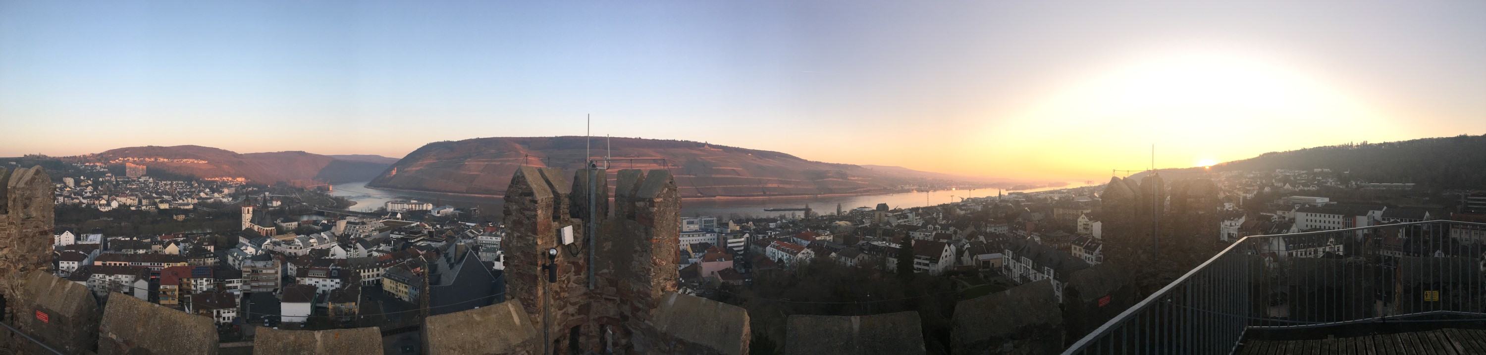 Rundblick vom Burgturm.