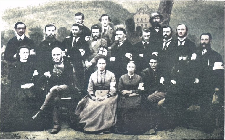 Ärzte und Pflegepersonal Internationales Feldlazarett Rochusberg, 1870.