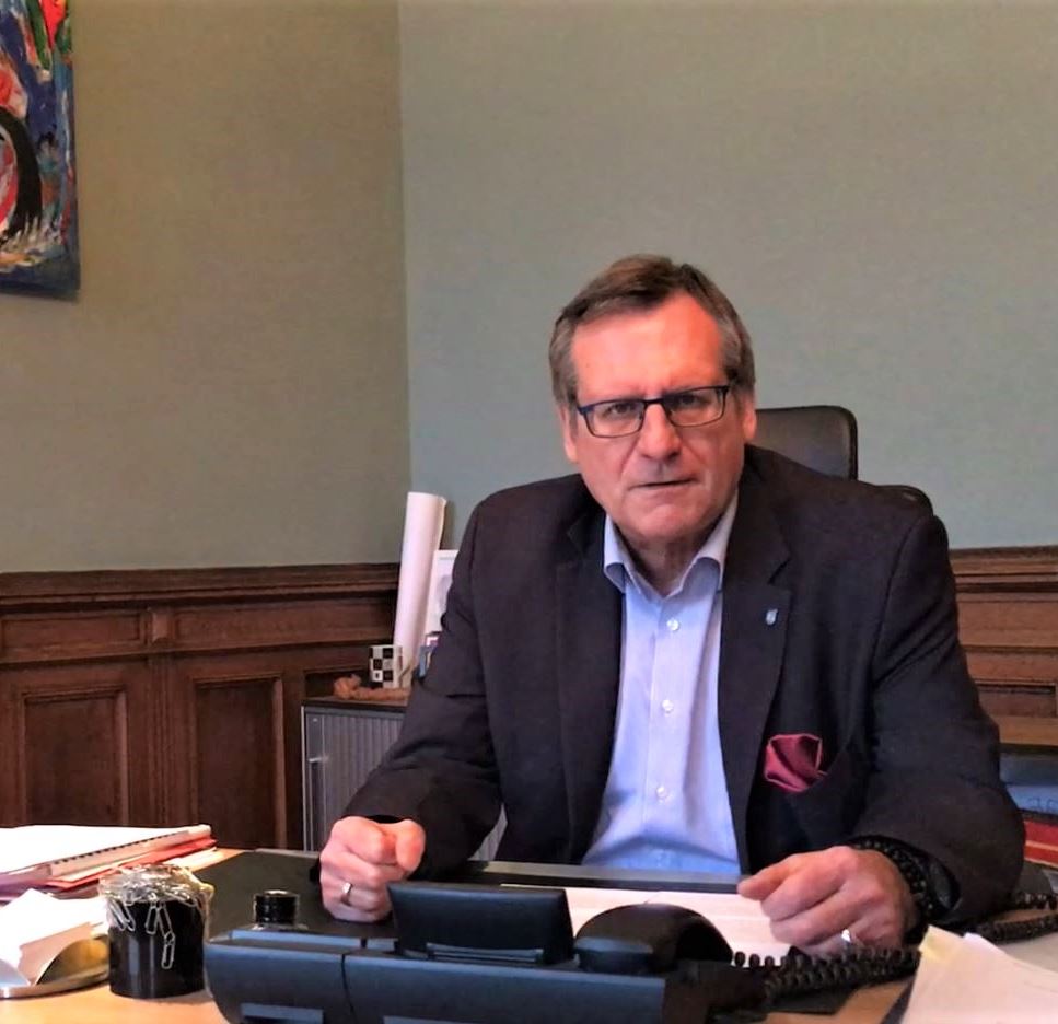 „Durchhalten, Solidarität zeigen, Verantwortung übernehmen – für sich und für alle Mitmenschen.“
