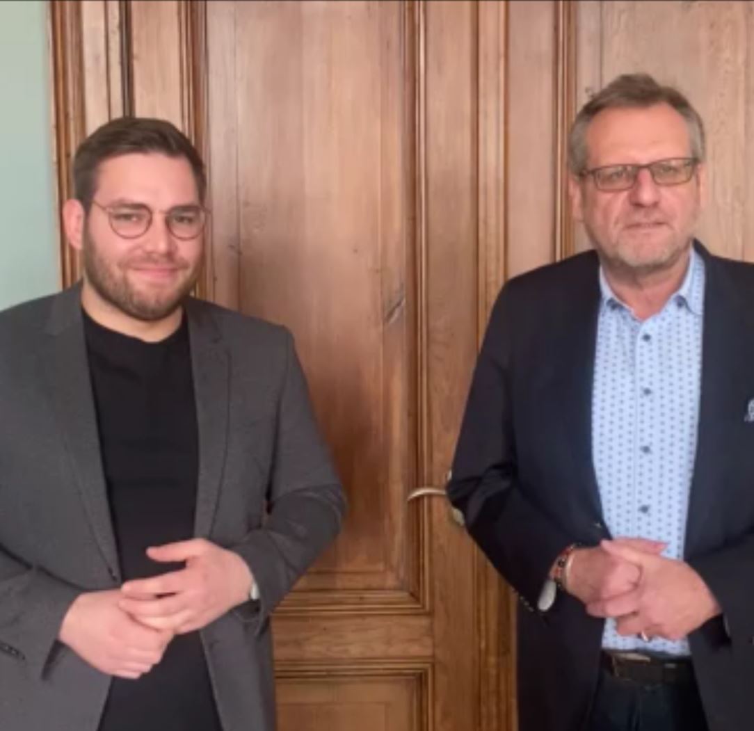 „Heute darf ich Ihnen unseren neu gewählten Bundestagsabgeordneten vorstellen!“