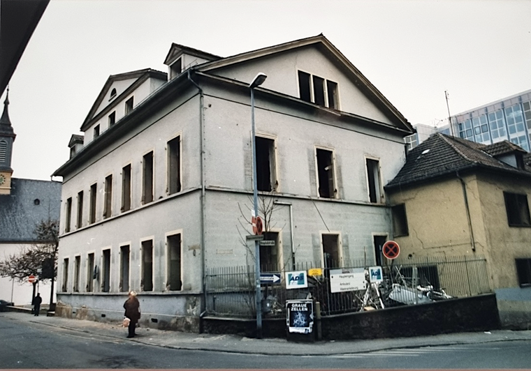 Das frühere Eckhaus Hospitalstraße/Kapuzinerstraße.