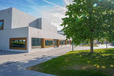 Das neue Hörsaalgebäude besticht durch Barrierefreiheit, Flexibilität und moderne Technik.