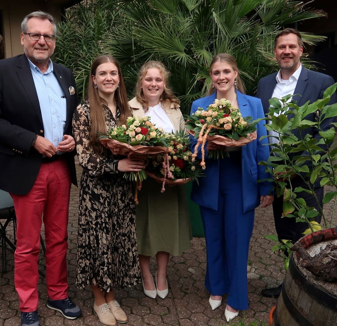 „Wir haben drei neue junge Damen, die den Binger Wein repräsentieren!“