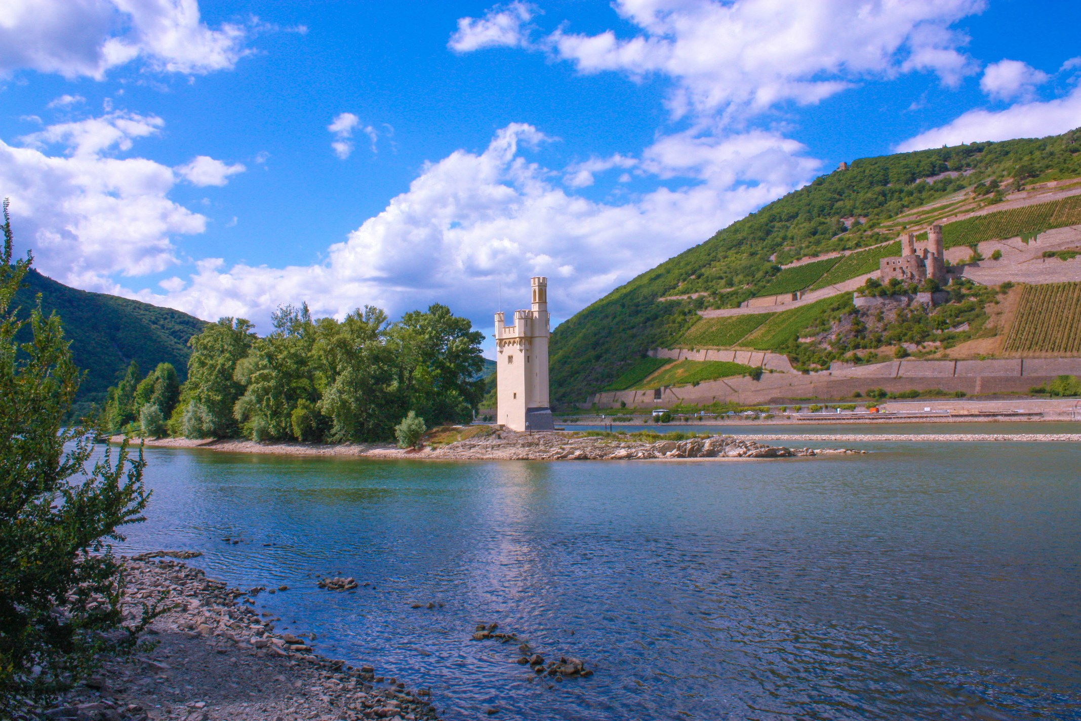 Binger'in fare kulesi ("Binger Mäuseturm")