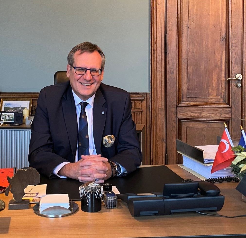 „Vieles wurde uns 2020 abverlangt. Heute aber möchte ich Ihnen ein glückliches Jahr 2021 wünschen!“