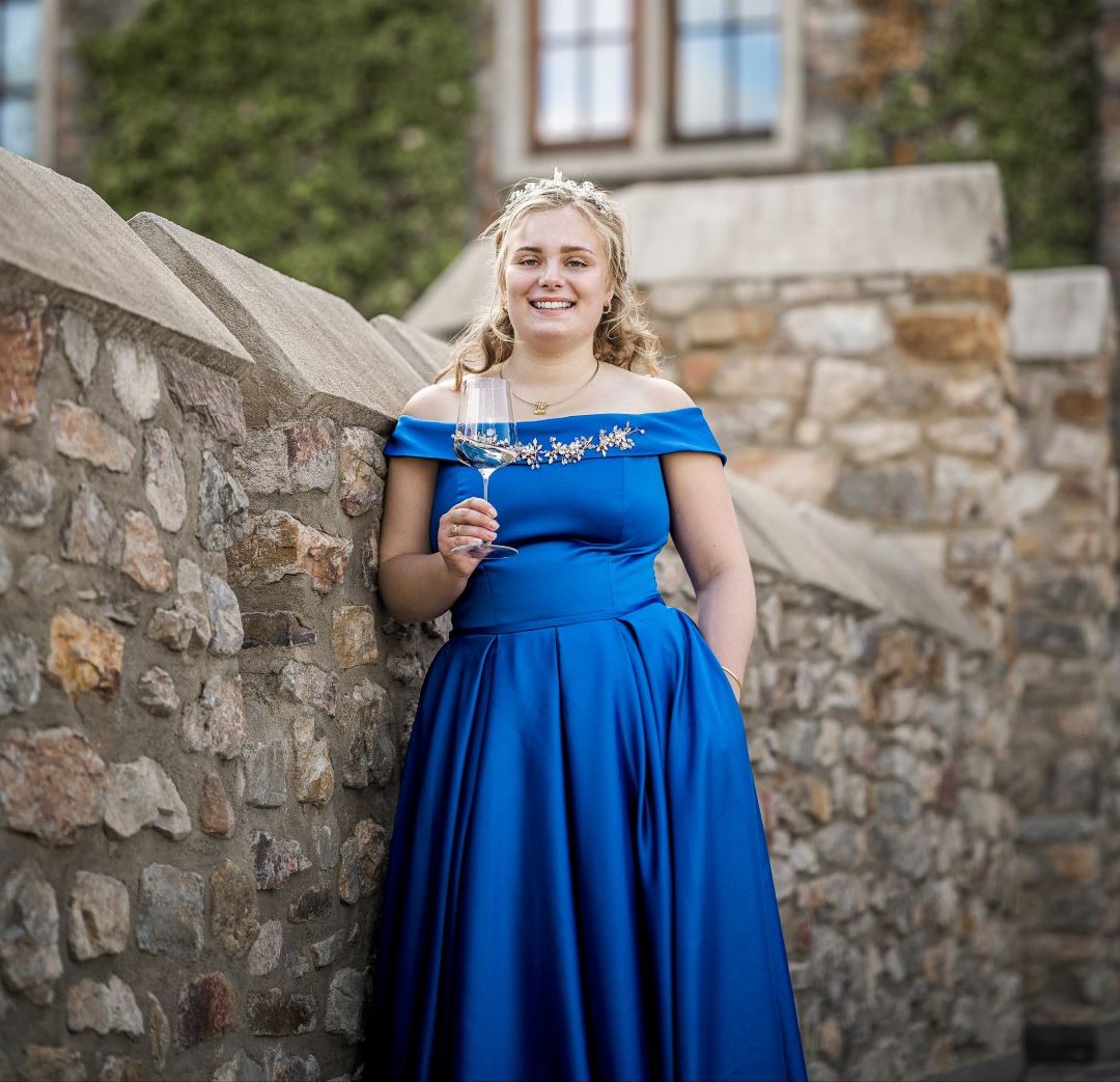 Weinprinzessin Emily
