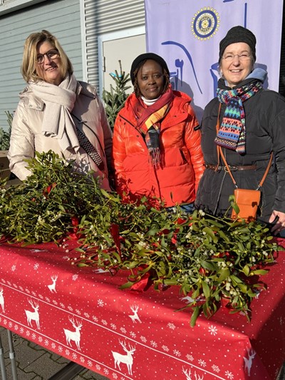 Von links: Michaela Reis, Jane Gitonga-Tüschen, Dr. Nora Lauterbach