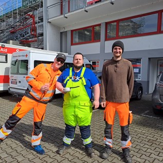 Unterstützung durch ein Bauhofteam.  |  Quelle: Stadt Bingen