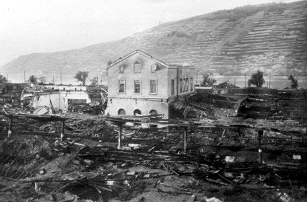 Zerstörung des Bahnhofs während des Zweiten Weltkriegs
