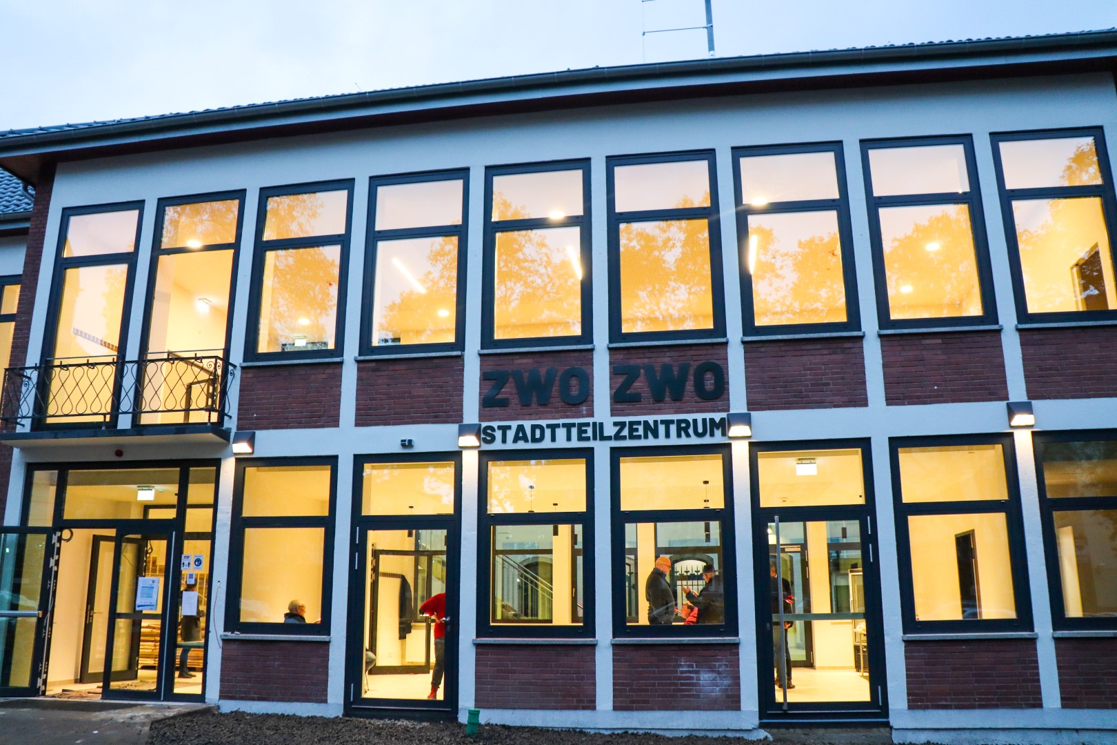 Das ZWOZWO am Venaray-Les-Laumes Platz.
