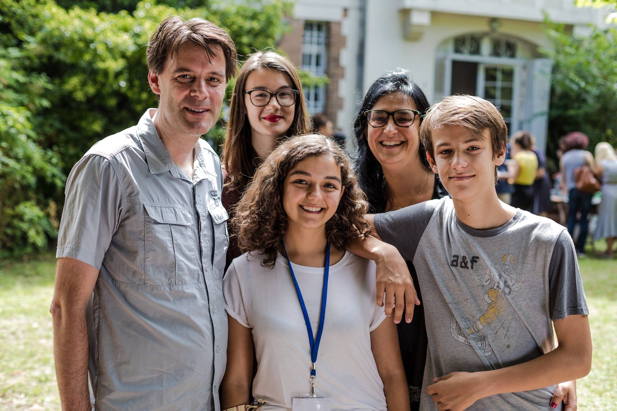 Für internationale Schüler*innen werden Gastfamilien gesucht.