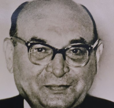Dr. Walter Asbach