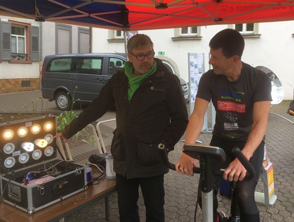 Voller Einsatz auf dem Energiefahrrad